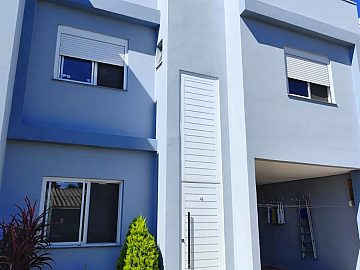 Casa em condom�nio fechado